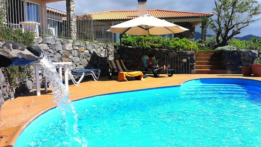 Banda Do Sol Self Catering Cottages Estreito Da Calheta Room photo