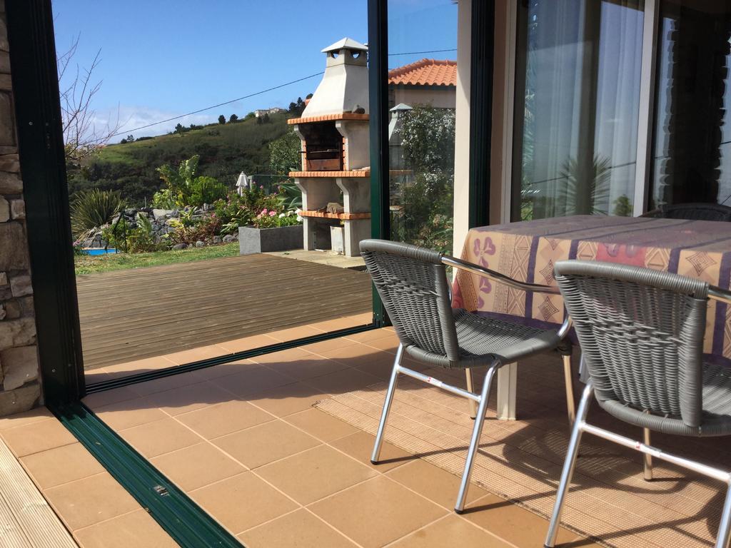 Banda Do Sol Self Catering Cottages Estreito Da Calheta Exterior photo