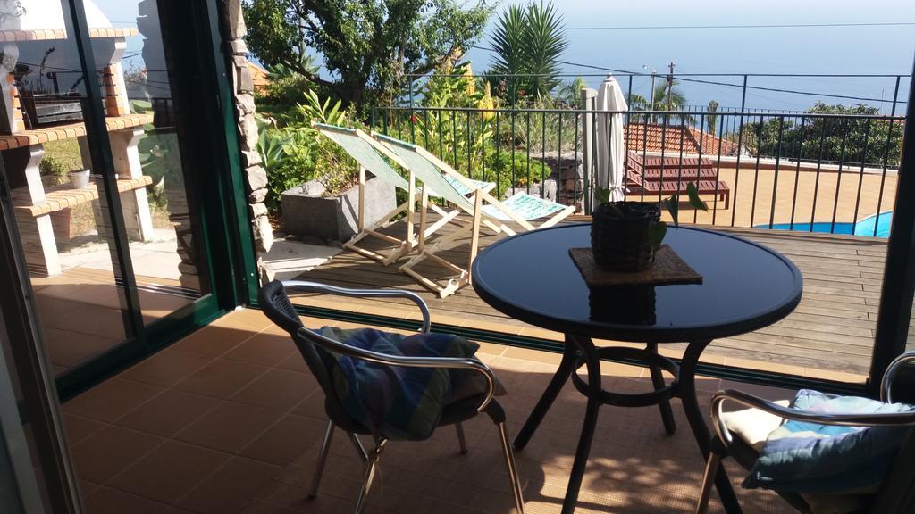 Banda Do Sol Self Catering Cottages Estreito Da Calheta Exterior photo